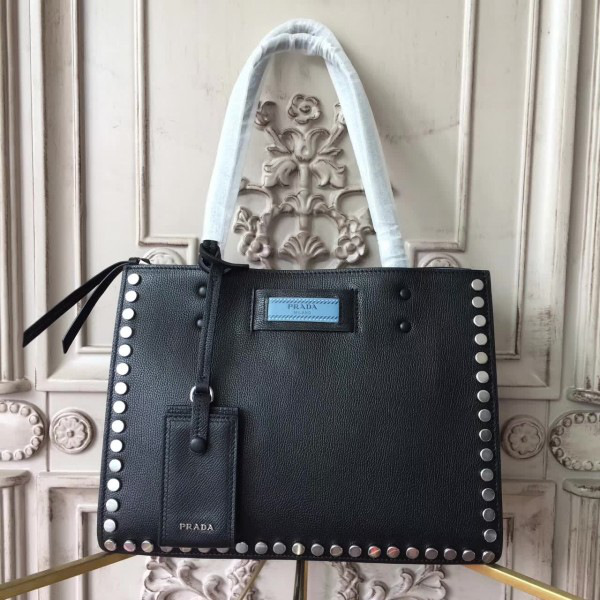Pra*a etiquette bag black 4293 28cmx14cmx21cm