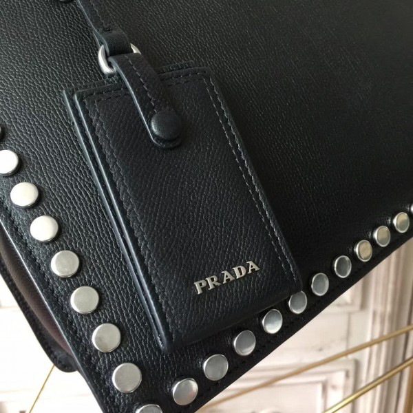 Pra*a etiquette bag black 4293 28cmx14cmx21cm