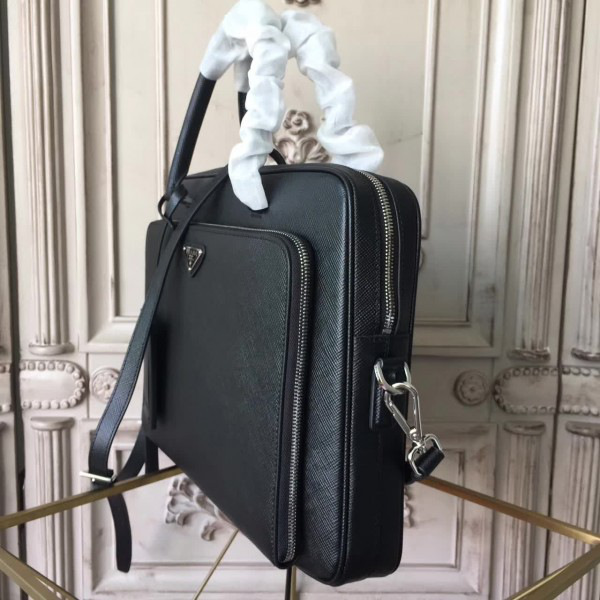 Pra*a leather briefcase 4296 36.5cmx5cmx27.5cm