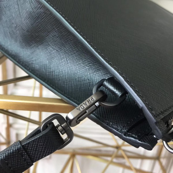 Pra*a leather clutch bag 4291 23.5cmx1.5cmx17.5cm