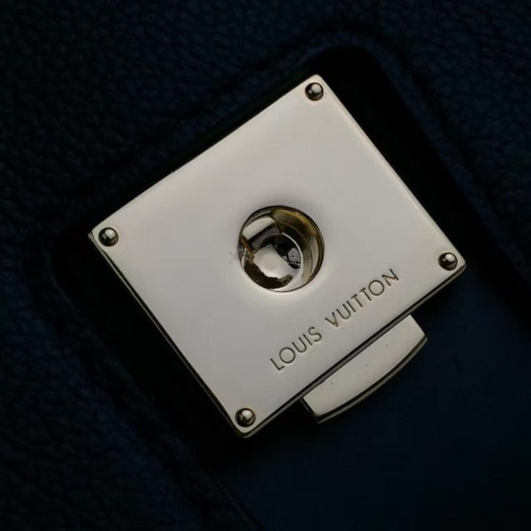 cohotbag l0vis Vvtt0n very chain  black 3041