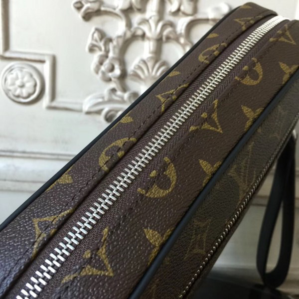 l0vis Vvtt0n kasai cohotbag  clutch