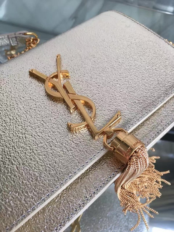 Y51 medium kate bag with leather tassel 5051 19cm x 12.5cm x 3.5cm