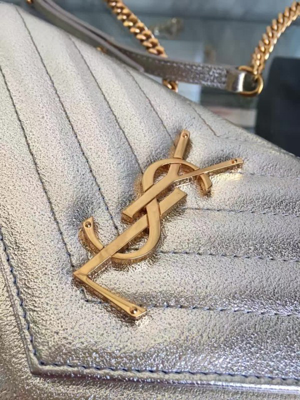 Y51 envelope chain wallet 5088 22cm x 5.5cm x 13.5cm