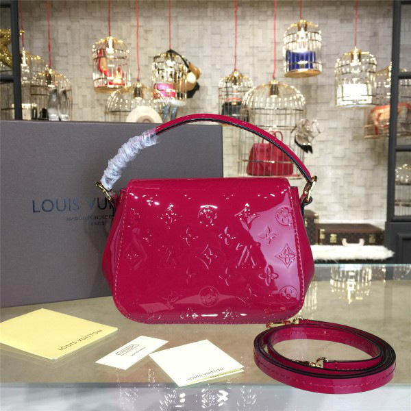 ce1i*e leather nano lU*gage z982 19.5cm x 9.5cm x 22cm