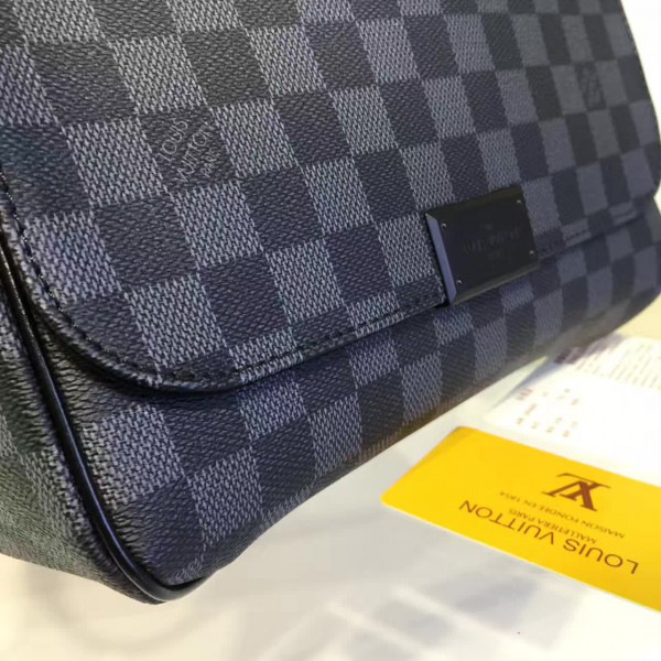 l0vis Vvtt0n district cohotbag pm damier graphite canvas 3410