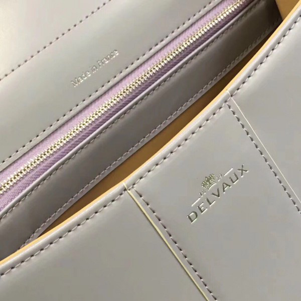 De1uavx mm brillant satchel white 1536 28cm x 14cm x 22c