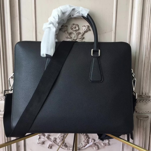 Pra*a leather briefcase 4193 36cm x 6.5cm x 28cm