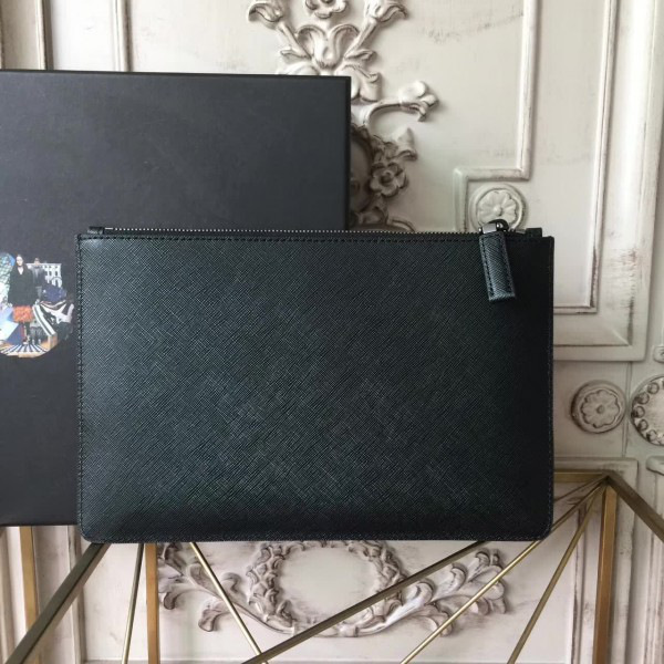 Pra*a leather clutch bag 4304 28cm x 1.5cm x 18cm