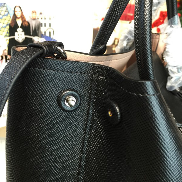 Pra*a double bag 4160  33cm x 13.5cm x 24.5cm
