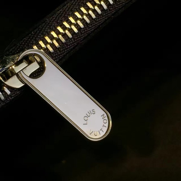 l0vis Vvtt0n kimono cohotbag noir
