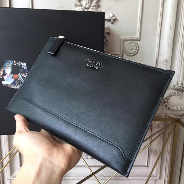 Pra*a leather clutch bag 4309 25.5cm x 1.5cm x 17.5cm