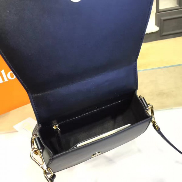 Ch10e leather nile z1346 19.5cm x 6.5cm x 16cm