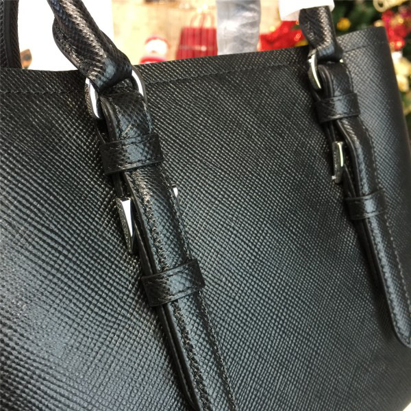 Pra*a double bag 4173 27cm x 11.5cm x 19.5cm