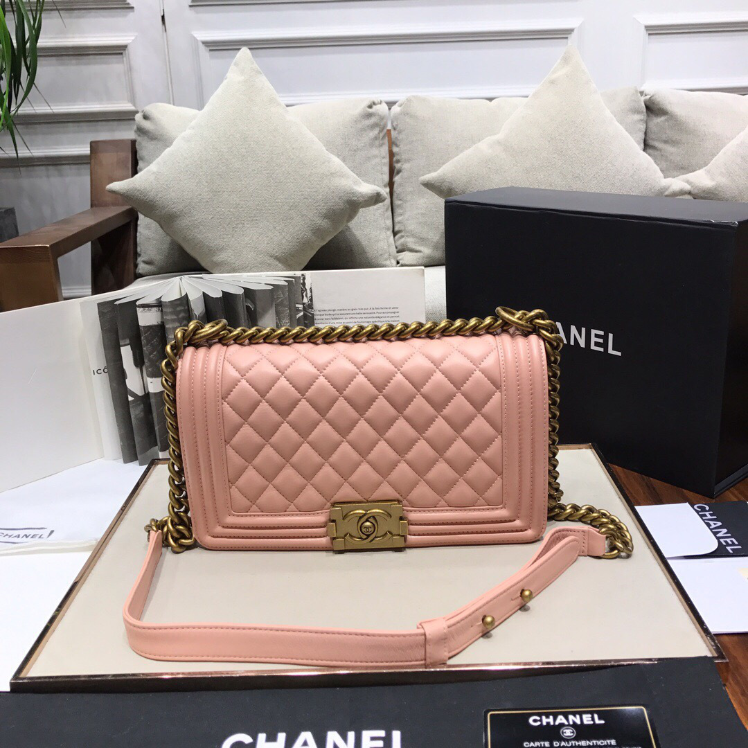 ch**el sheepskin classic D1am0nd hot mom burst pink gold hardware a67086