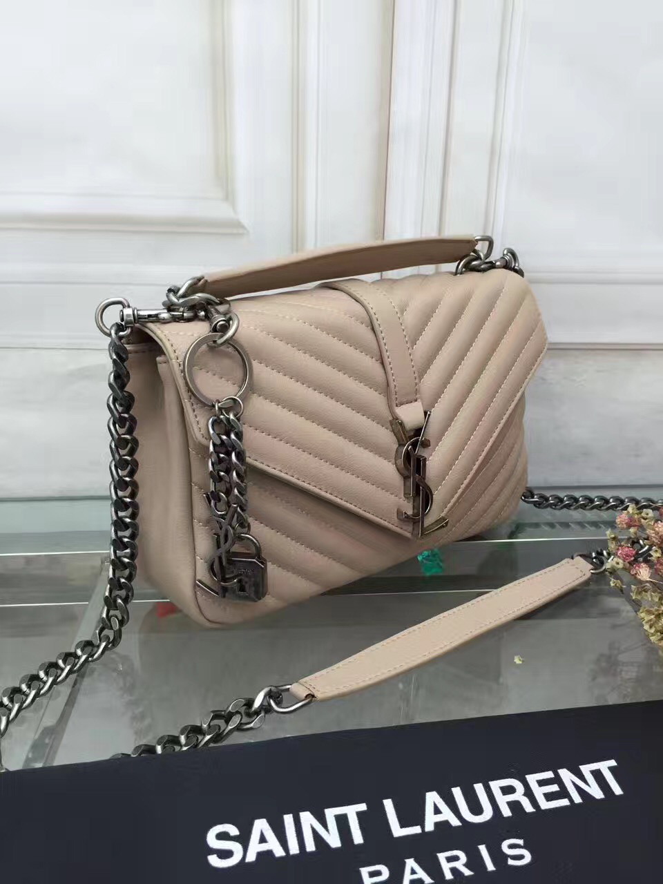 Y51 handbag 26608 apricot medium 24*20*8.5 cm