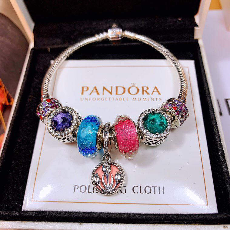 P*nd0ra bracelet 201