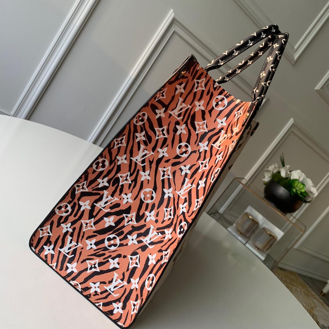 Lv monogram giant on the go tote bag black and white  41 cm