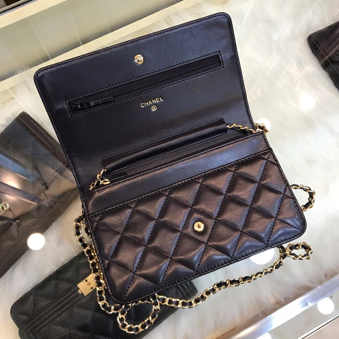Ch**el woc chain package  13×19.5×3.5cm