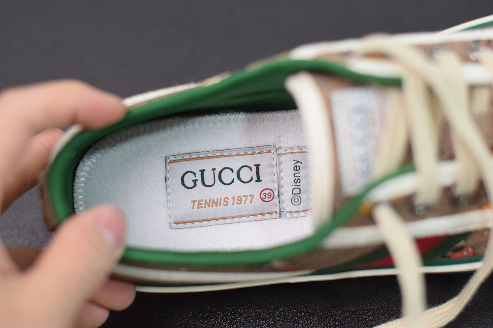 Gvc*1 sneakers mickey