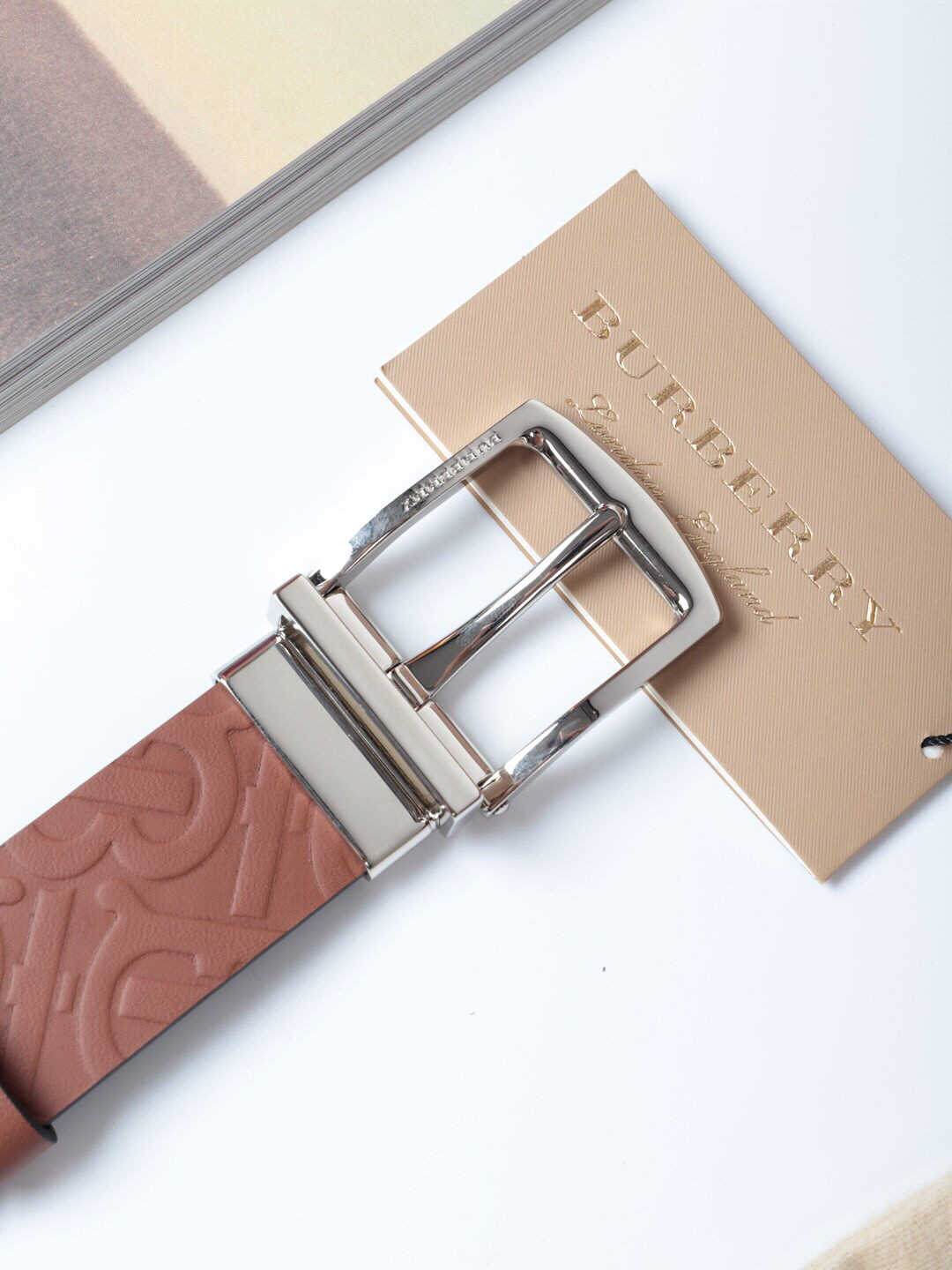 Bv*b*rry belt