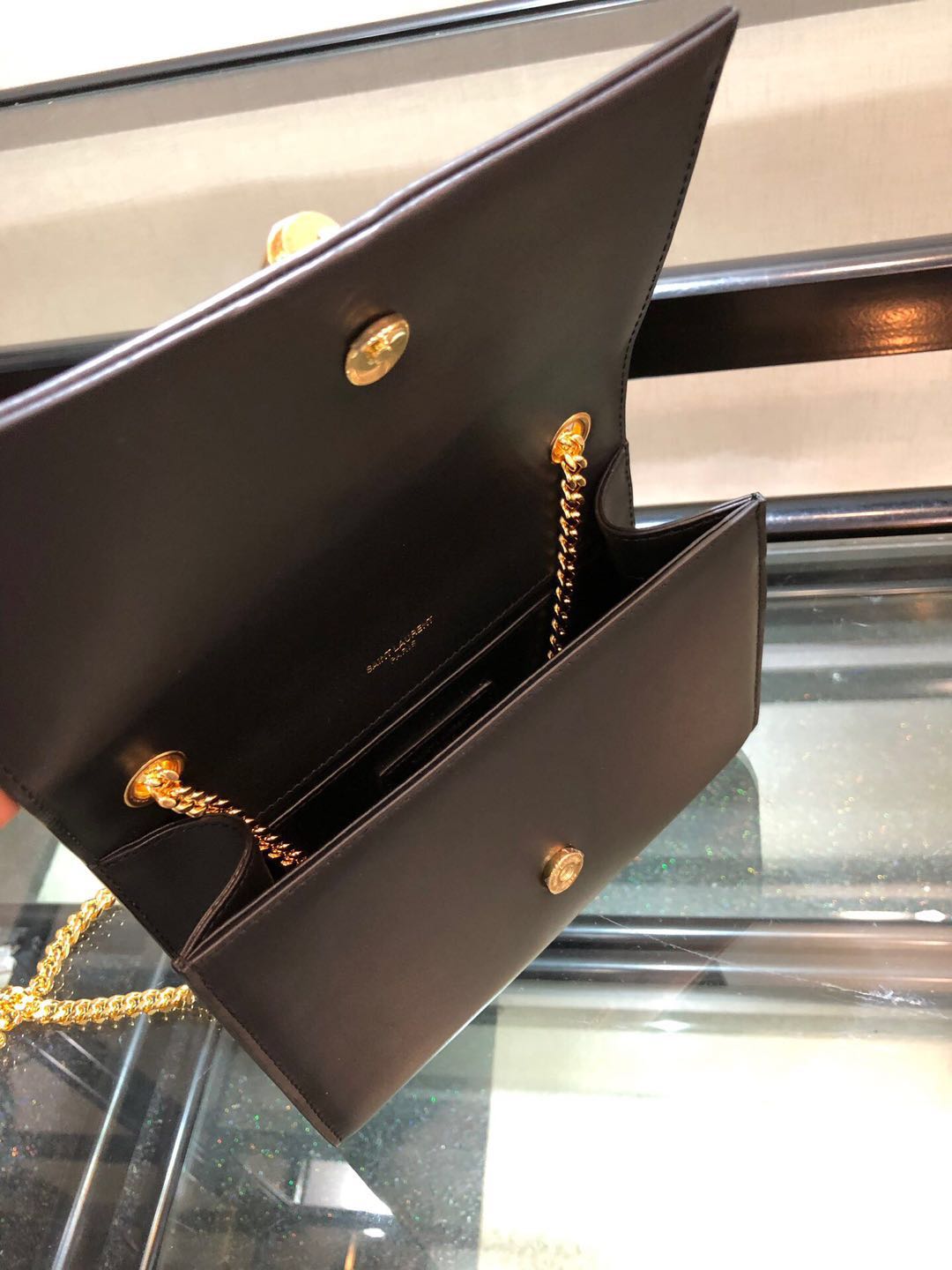 Y51 monogram kate with gold tassel 5053 24cm x 14cm x 4.5cm