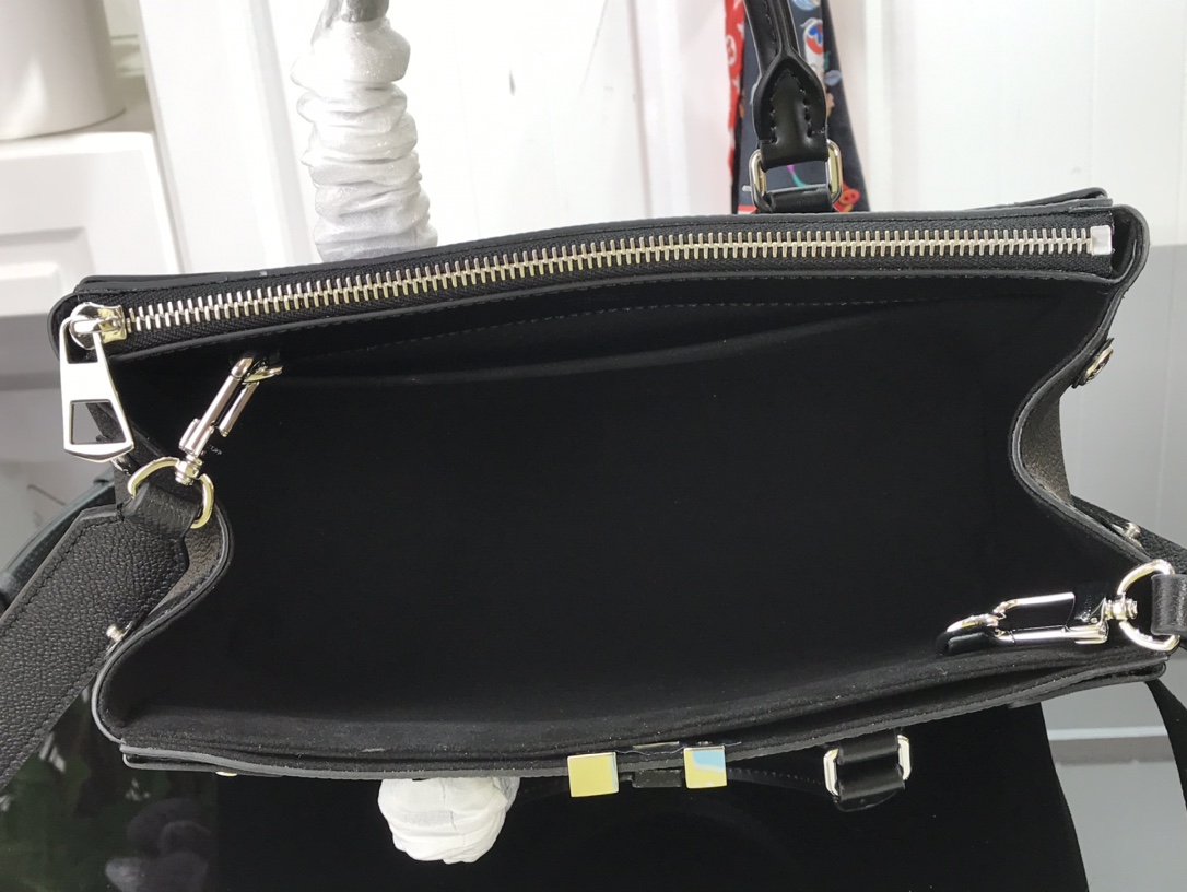 l0vis Vvtt0n grenelle tote pm black m57680 27 x 19 x 11.5 cm