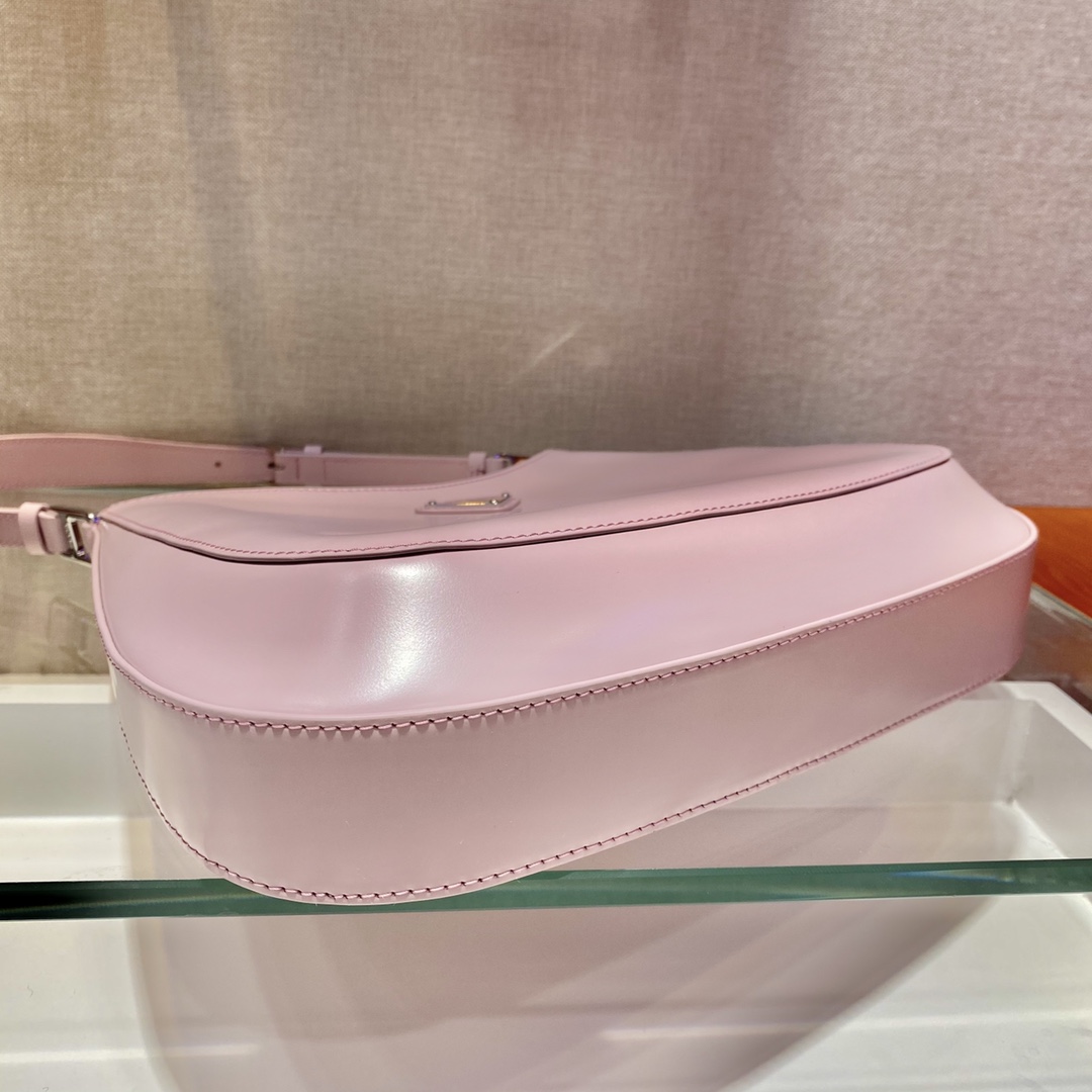 Pra*a cleo brushed leather shoulder bag in alabaster pink 1bc156 30 x 18.5 x 4 cm