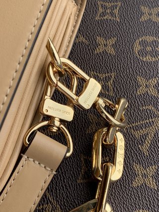 l0vis Vvtt0n rendez-vous calfskin camel m57745  17.0 x 22.0 x 7.0 cm