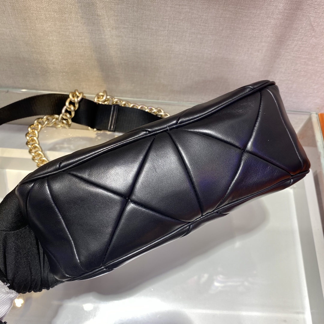 Pra*a system nappa leather patchwork shoulder bag black 1bc157 24 x 18.5 x 9 cm