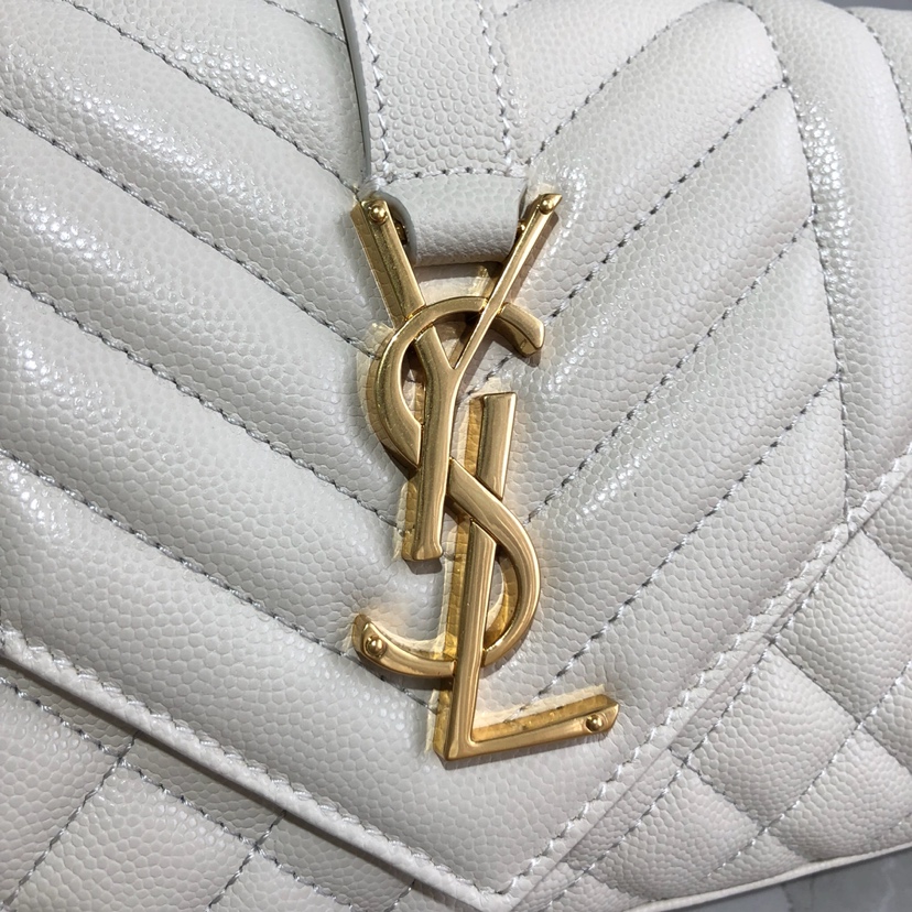 Y51 envelope small bag in grained leather white 600195 21 × 13 × 6 cm