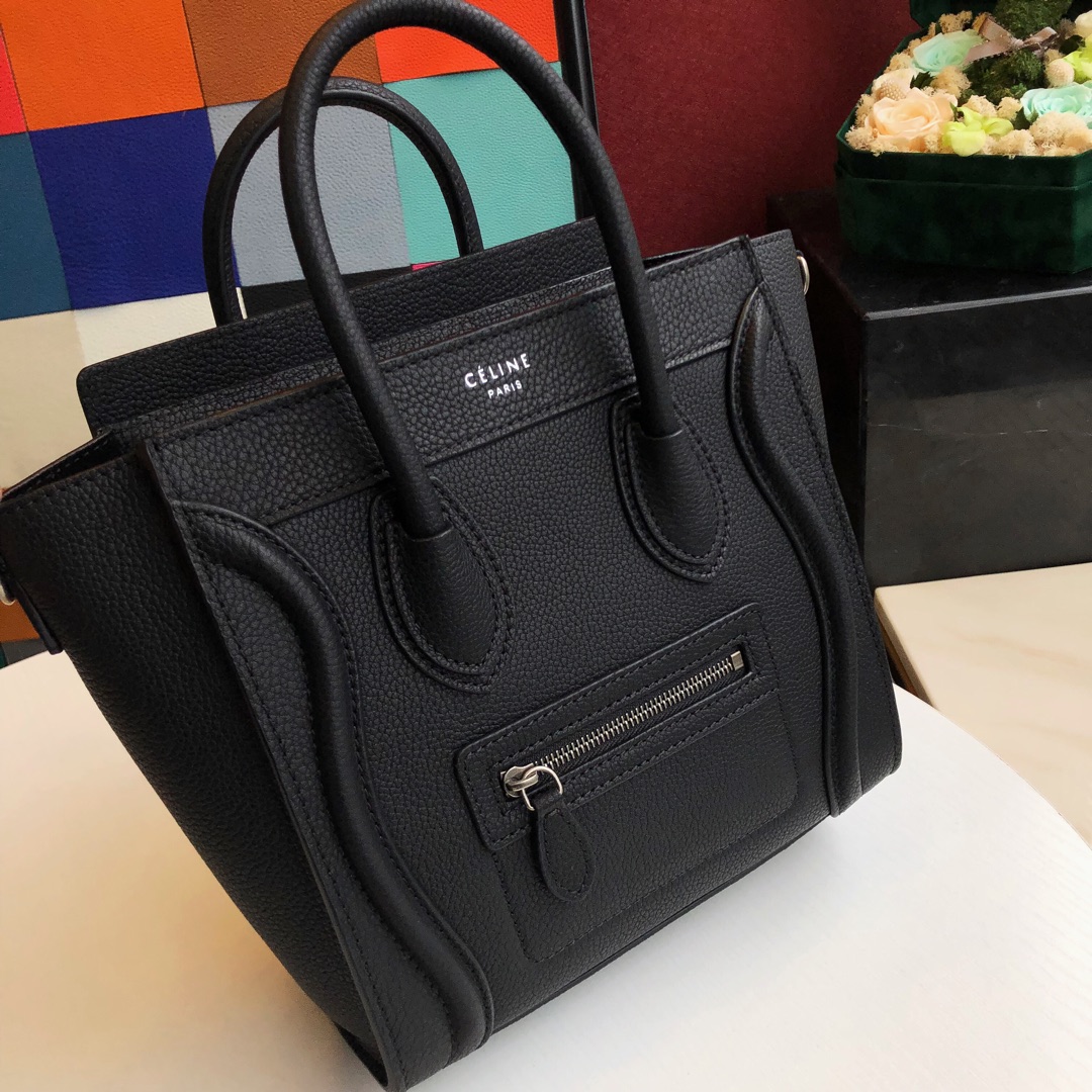 ce1i*e nano lU*gage bag in drummed calfskin black 189243dru 20 x 20 x 10 cm