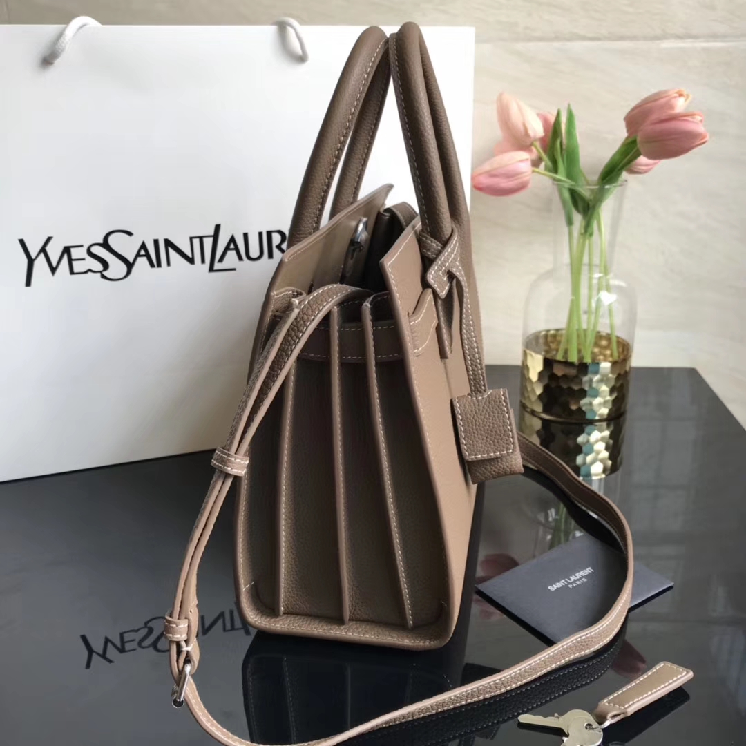 Y51 classic sac de jour baby in grained leather dark beige 421863 26 x 20.5 x 12.5 cm