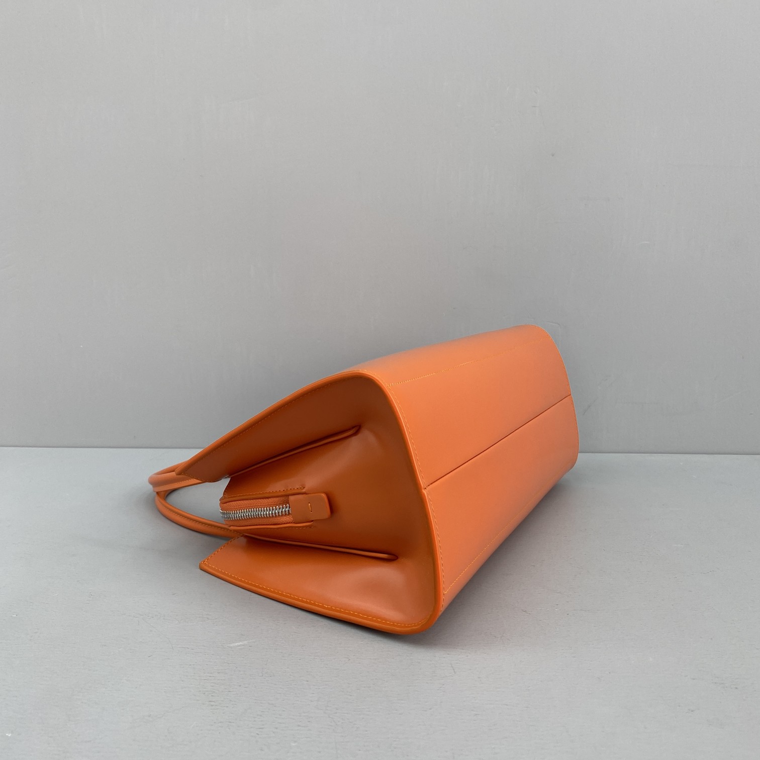 pra*a M1vccia x raf simons orange 33 x 18 x 13.5 cm