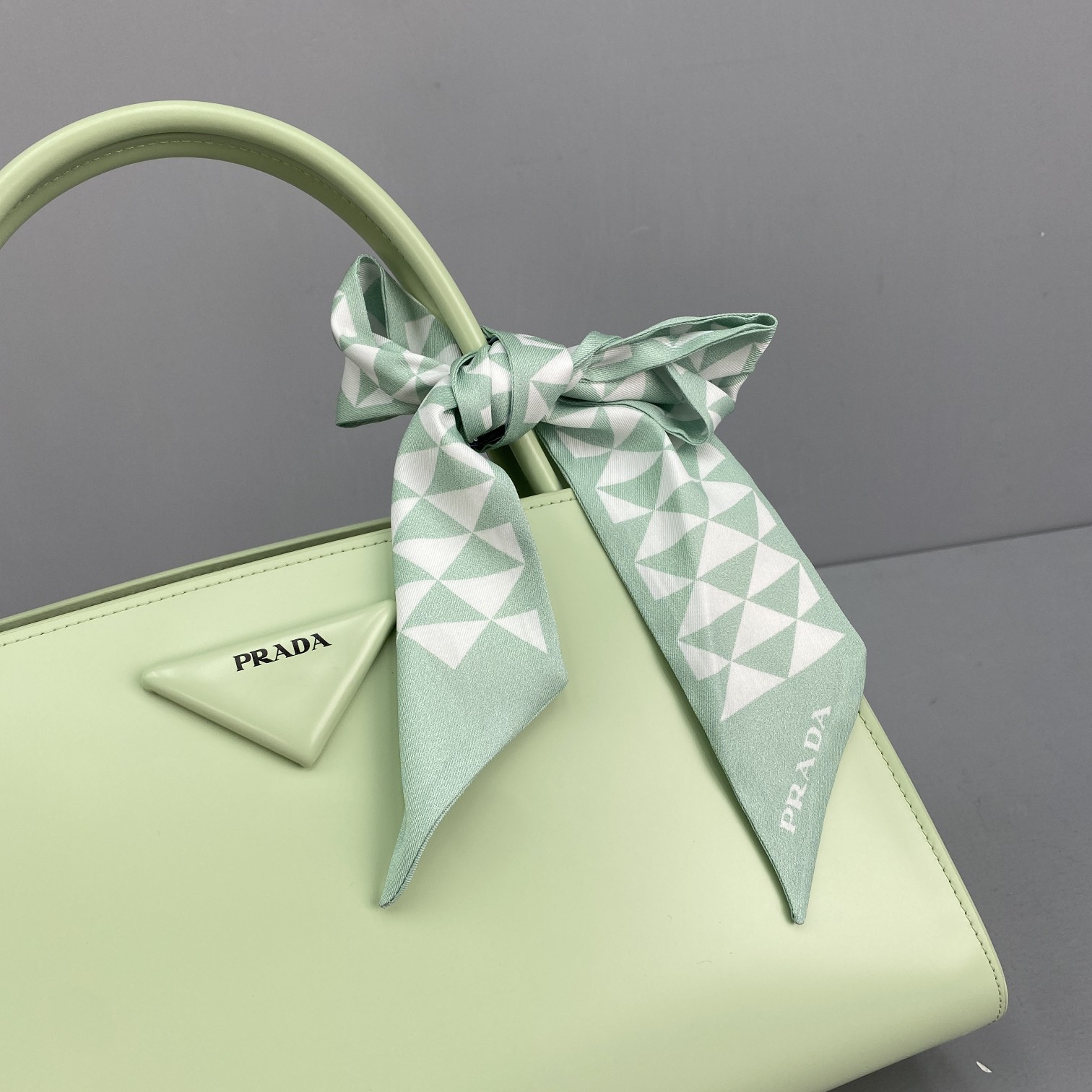pra*a M1vccia x raf simons lime green blue 33 x 18 x 13.5 cm