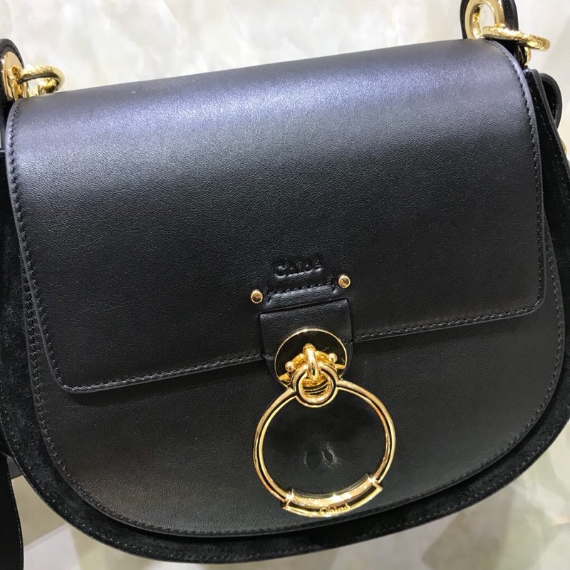 Ch10e Ch10É small tess bag tess small purse in shiny & suede calfskin black chc18ws153a373i2 20 x 18.5 x 7 cm
