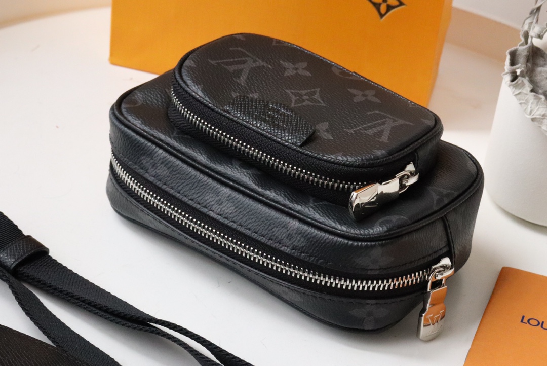 l0vis Vvtt0n outdoor pouch k45 black m30755 15 x 9 x 7 cm