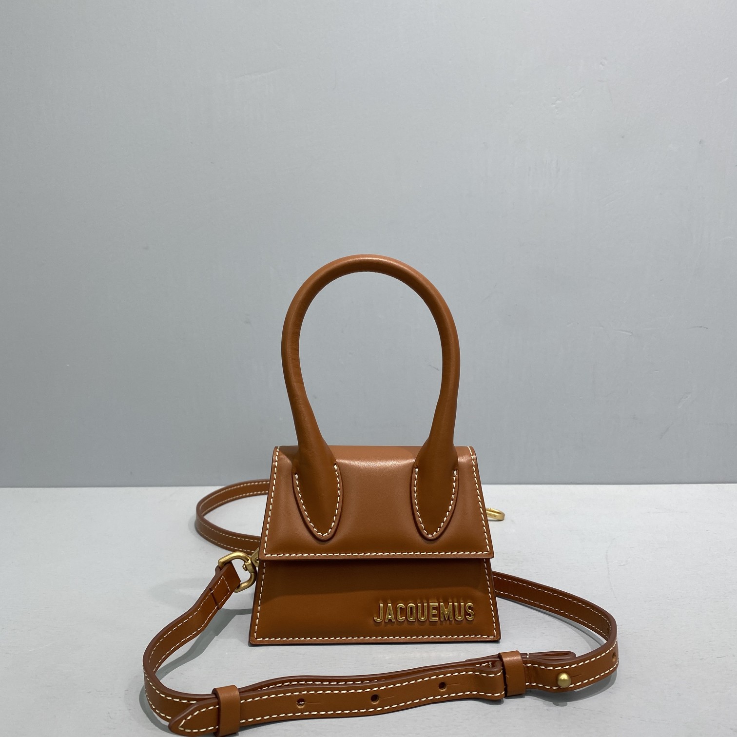Ja*qvemvs le chiquito mini leather bag dark brown 213ba01 12 x 8 x 5 cm