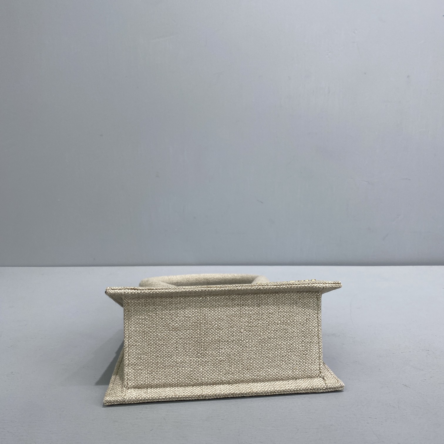 Ja*qvemvs le chiquito medium canvas micro bag 213ba02 18 x 15.5 x 8 cm