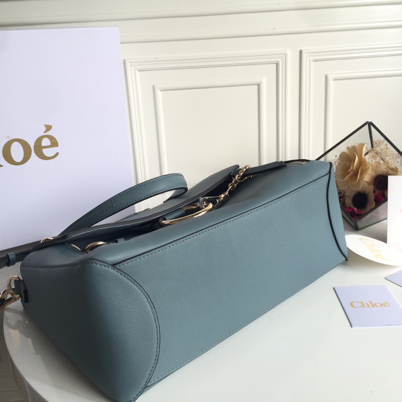 Ch10É medium faye day bag cloudy blue chc17ws321hgj41h 32.5 x 25 x 13 cm