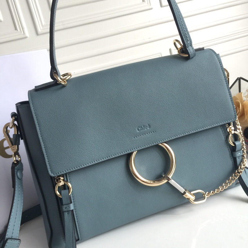 Ch10É medium faye day bag cloudy blue chc17ws321hgj41h 32.5 x 25 x 13 cm