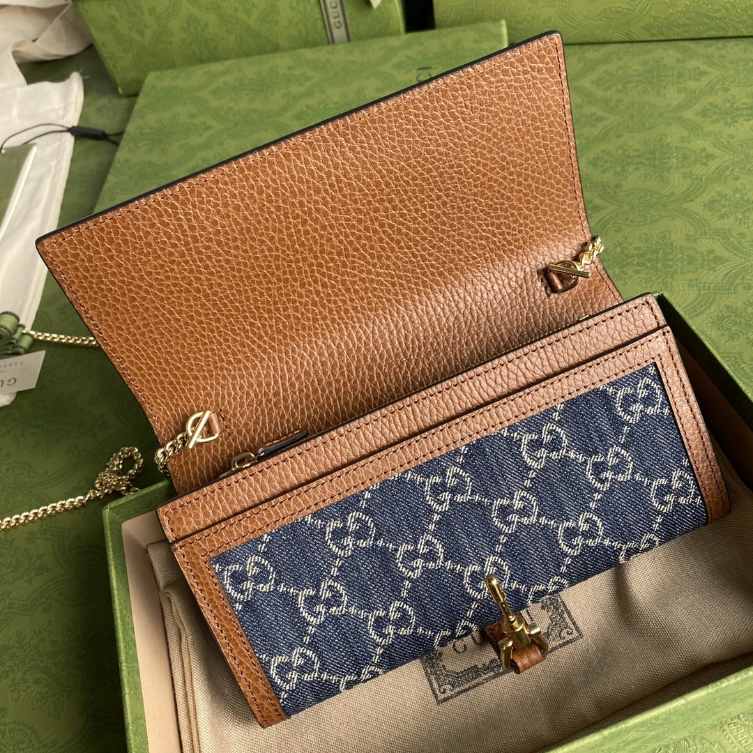 Gvc*1 jackie 1961 chain wallet blue and ivory 652681 19 x 10 x 3.5 cm