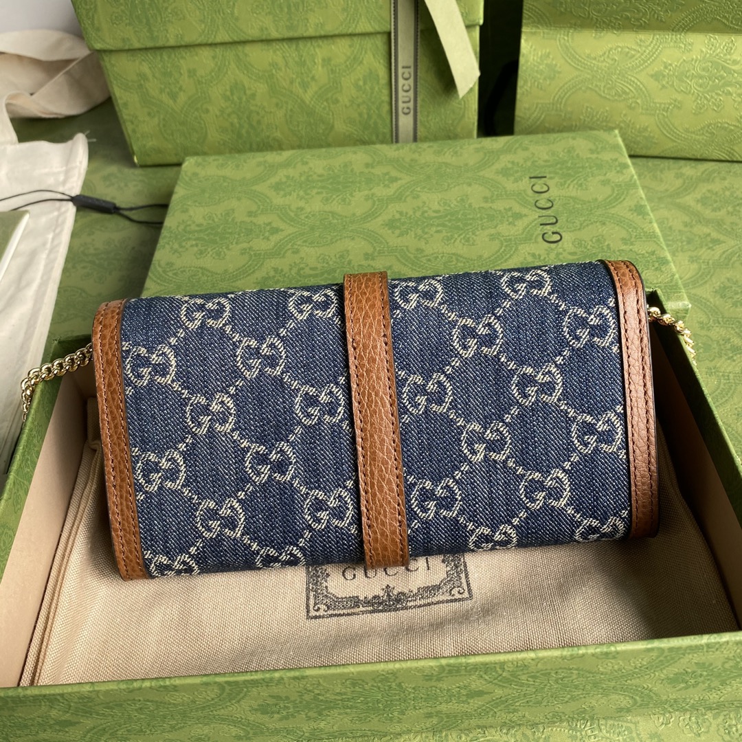 Gvc*1 jackie 1961 chain wallet blue and ivory 652681 19 x 10 x 3.5 cm