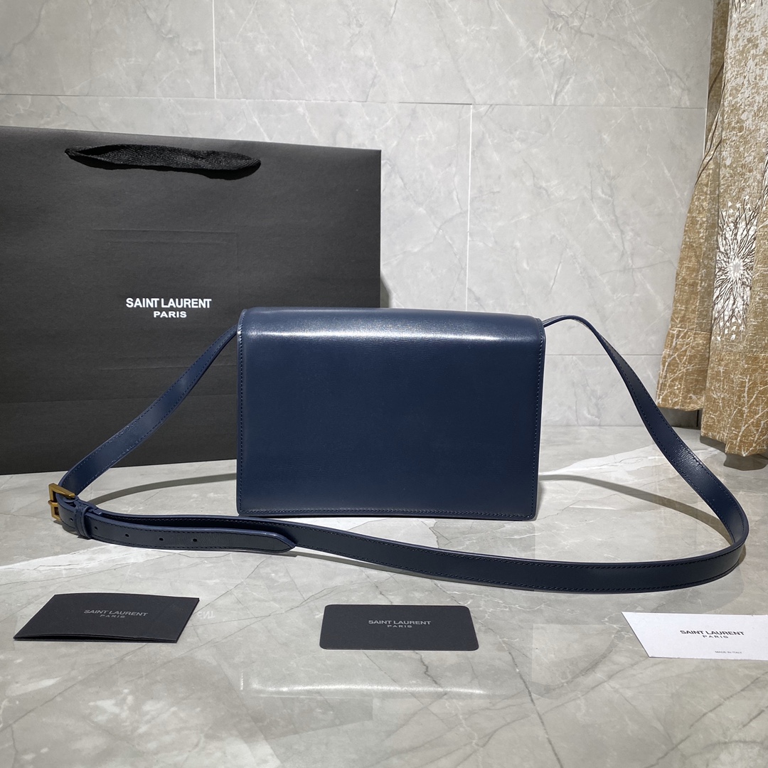 y51 medium bellechasse in leather and suede blue and G01den 482044 24 x 16 x 7 cm