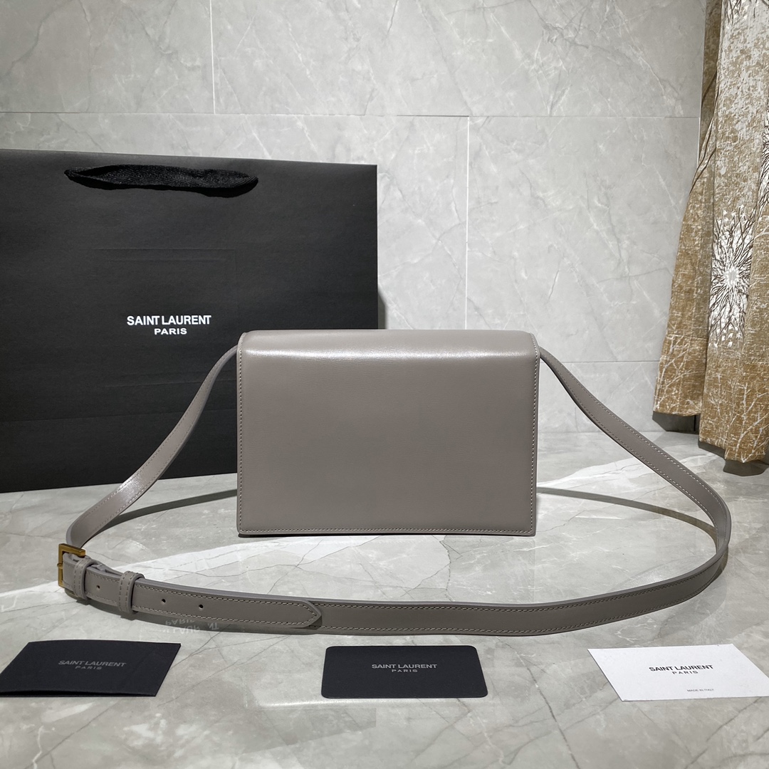 y51 medium bellechasse in leather and suede grey and G01den 482044 24 x 16 x 7 cm