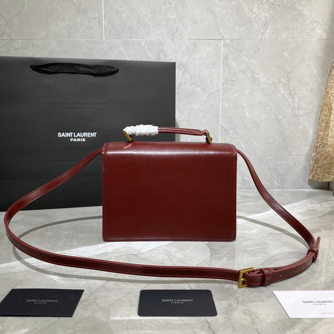 y51 medium bellechasse in leather burgundy and G01den 482051 22 x 16 x 9 cm