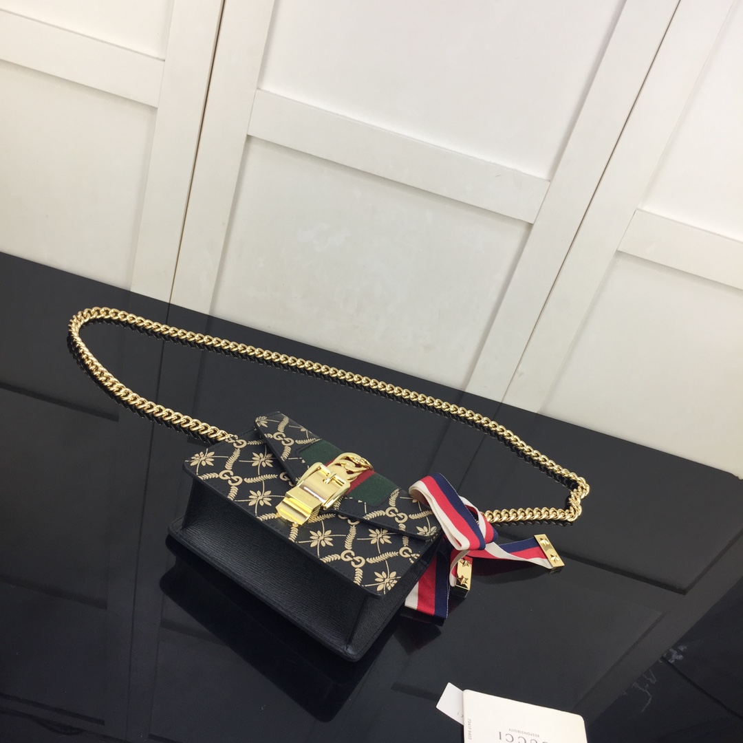 Gvc*1 mini sylvie chain bag black leather 431666 19 x 14 x 7.5 cm