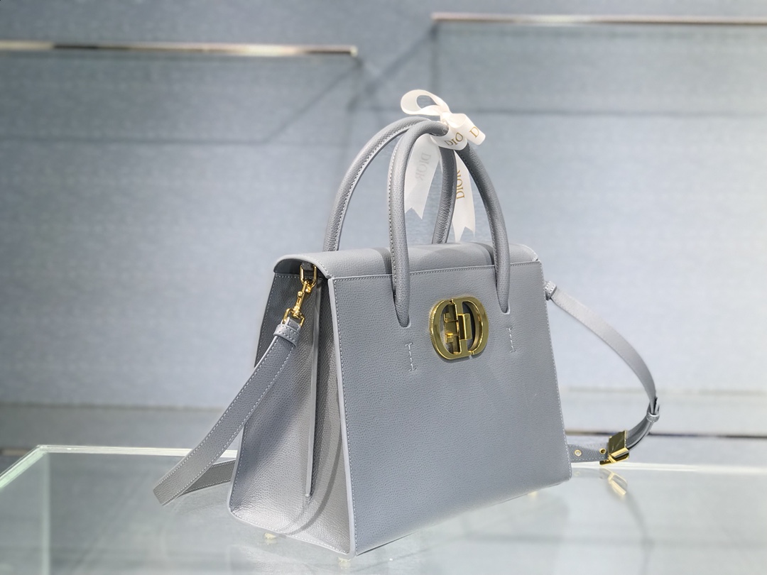 D10r large st honorÉ tote sky blue grained calfskin m9306 30 cm