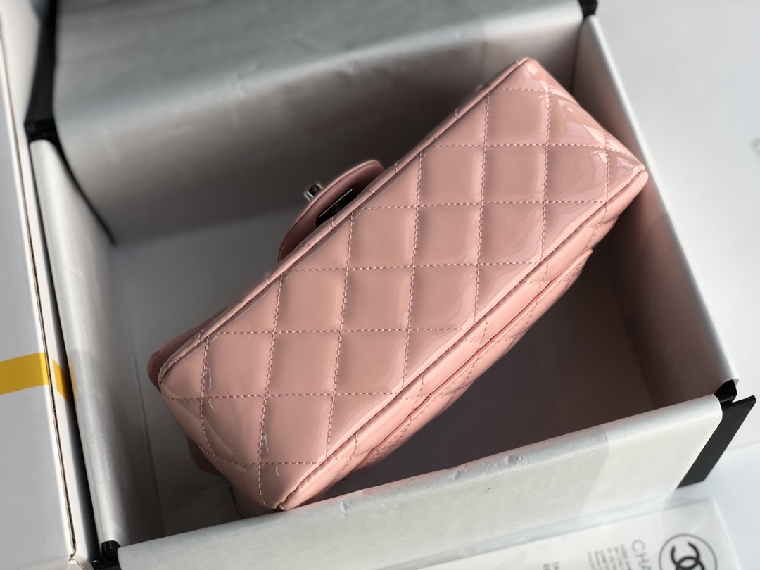 Ch**el cf mini patent calfskin & silver metal rose pink bag 20cm
