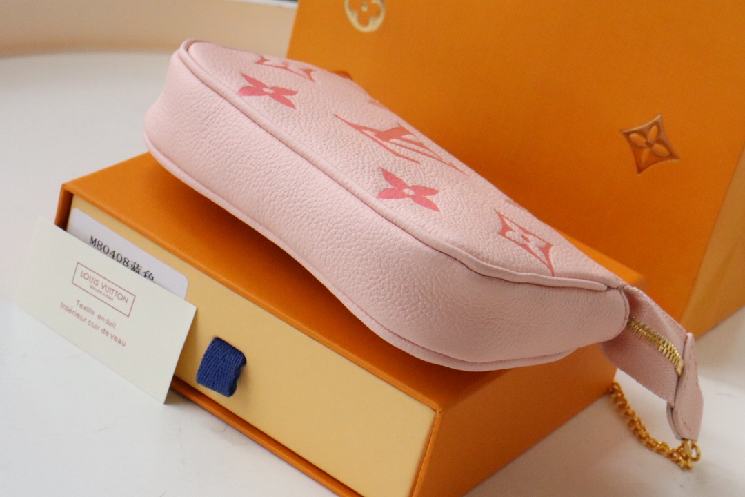 l0vis Vvtt0n mini pochette accessoires monogram empreinte leather pink m80501 15.5 x 10.5 x 4 cm